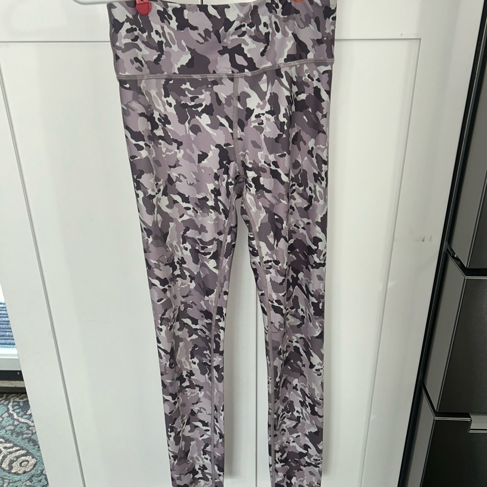 Athleta Camo Print Leggings